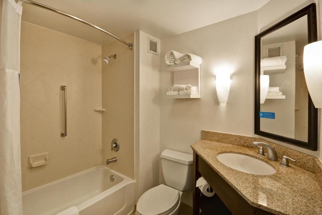 Hampton Inn Detroit Madison Heights South Troy - image 3