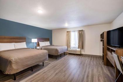 WoodSpring Suites Detroit Madison Heights - image 10