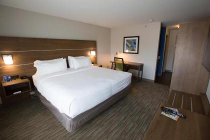 Holiday Inn Express Hotel & Suites Madison an IHG Hotel - image 2