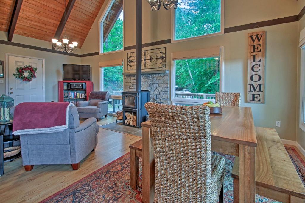 Conway Area Chalet with Mountain Views and Fire Pit! - image 4