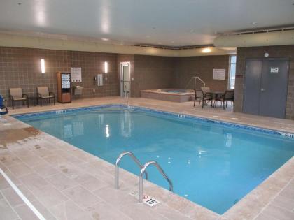 Best Western Plus Lakeview Hotel - image 9