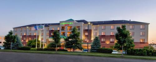 Courtyard by Marriott Madison East - main image