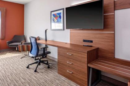 Holiday Inn Express & Suites - Madison an IHG Hotel - image 15