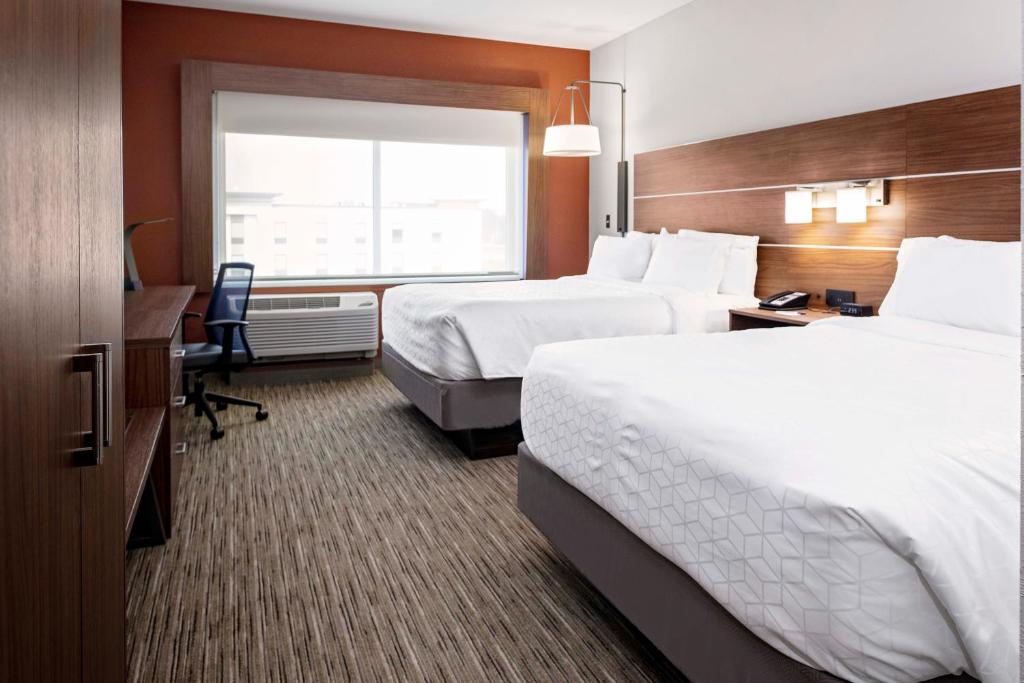 Holiday Inn Express & Suites - Madison an IHG Hotel - image 5