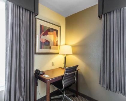 Comfort Inn & Suites Madisonville - image 7