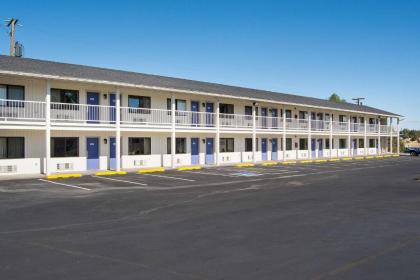 Motel 6-Madras OR - image 15