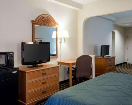 Quality Inn Magee - image 5