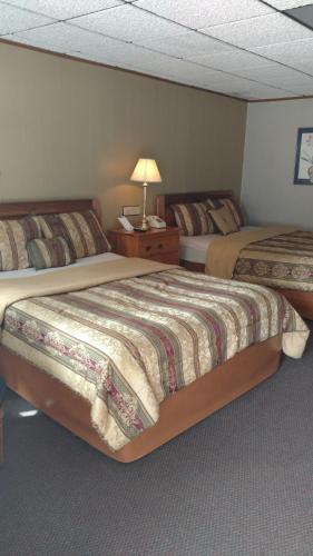 Five Star Inn - Maggie Valley - image 3