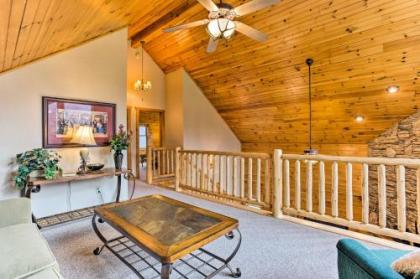 Maggie Valley Cabin with Private Hot Tub and Game Room!