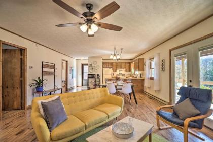 Quaint Maggie Valley Cabin with Mountain Views! - image 5