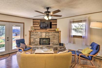 Quaint Maggie Valley Cabin with Mountain Views! - image 8