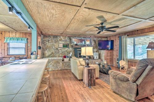 Maggie Valley Retreat with Hot Tub and Fire Pit! - image 3