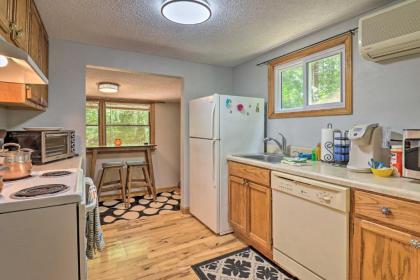 Hidden Creekside Cottage with Hot Tub and Grill! - image 6