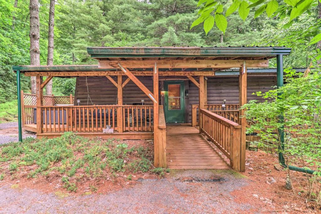 Chic Maggie Valley Cabin with Private Hot Tub! - image 4