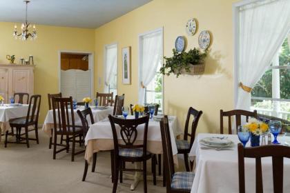 Magnolia Springs Bed and Breakfast - image 5