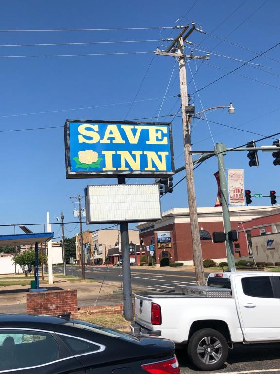 Dollar Save Inn - image 2