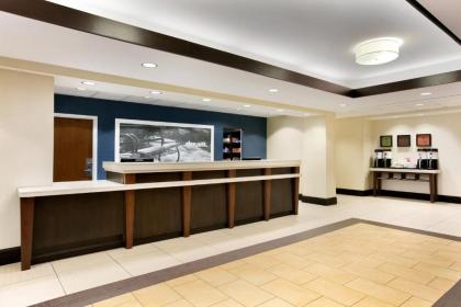 Hampton Inn & Suites Mahwah - image 11