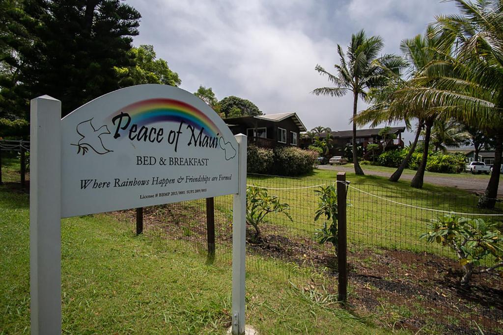 God's Peace of Maui - main image