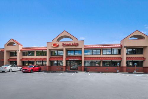 Econo Lodge Boston-Malden - image 2