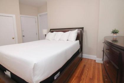 Luxury 3 Bedroom 20 min to Boston 15min Encore - image 11