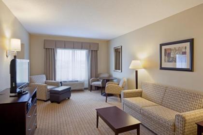 Holiday Inn Express & Suites Malone an IHG Hotel - image 12