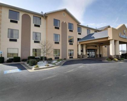 Quality Inn & Suites - image 6