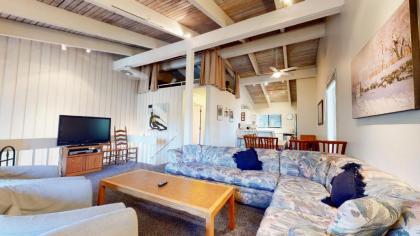 Apartment in mammoth Lakes California