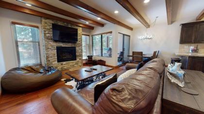 Apartment in mammoth Lakes California