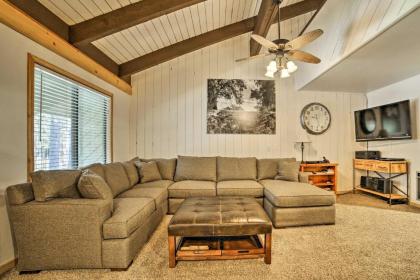 Mammoth Lakes Condo with Pool and Spa - Near Shuttle! - image 3