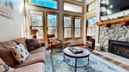 Snowcreek #890 condo mammoth Lakes California