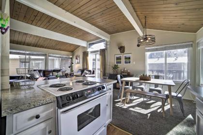 Mammoth Lakes Condo with Pool Less Than 5 Mi to Skiing! - image 13