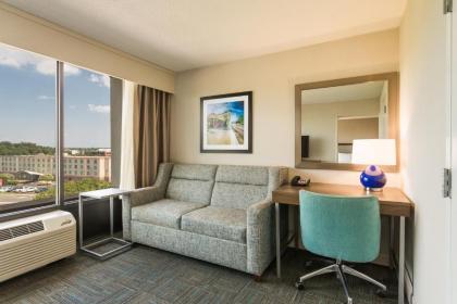 Hampton Inn Manassas - image 14