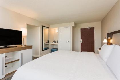 Hampton Inn Manassas - image 15