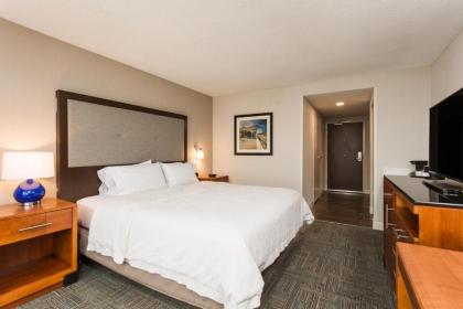 Hampton Inn Manassas - image 20