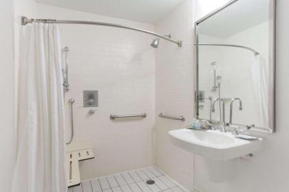 Wyndham Garden Manassas - image 6