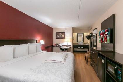 Red Roof Inn PLUS+ Washington DC - Manassas - image 3