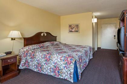 Days Inn by Wyndham Manassas Battlefield - image 9