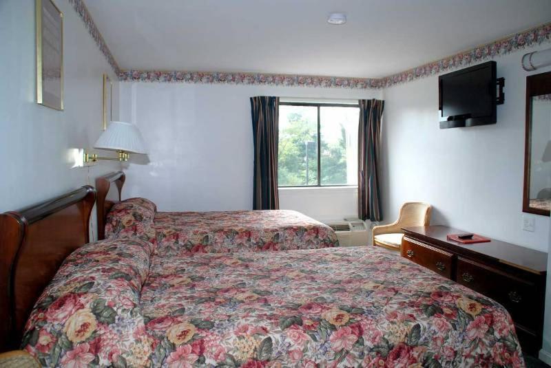 Home Style Inn - image 5