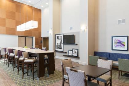 Hampton Inn & Suites Hartford-Manchester - image 10