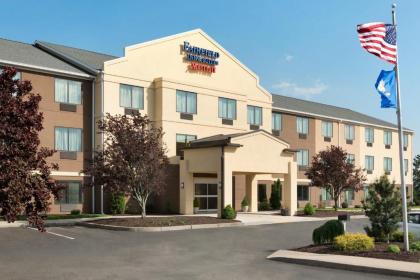 Fairfield Inn & Suites Hartford Manchester - image 10