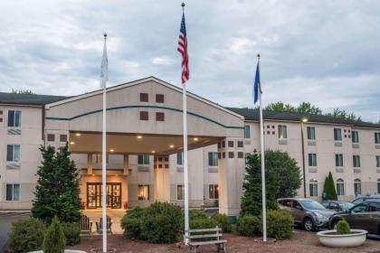 manchester Inn  Suites Connecticut