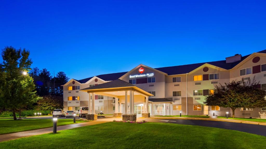 Best Western PLUS Executive Court Inn & Conference Center - main image
