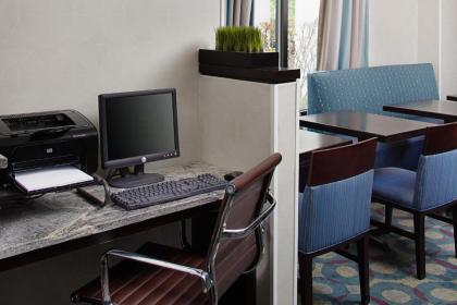 SpringHill Suites Manchester-Boston Regional Airport - image 9