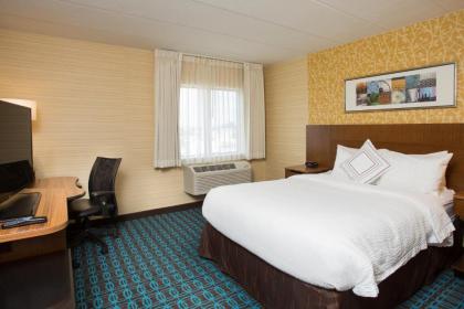 Fairfield Inn Manchester - Boston Regional Airport - image 10