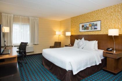 Fairfield Inn Manchester - Boston Regional Airport - image 9