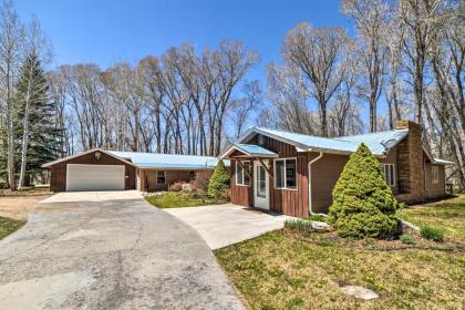 Spacious Mancos River Home with Deck on Creek and Pond! - image 8