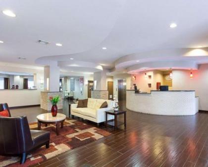 Comfort Suites Mandeville - image 4