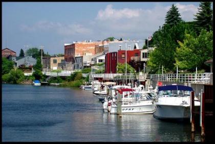 Manistee Inn & Marina - image 7