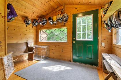 Stutts Creek Retreat - Quaint Cabin with Fire Pit! - image 13