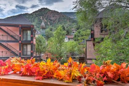 Downtown Manitou Springs Home Tranquil Creek View - image 13